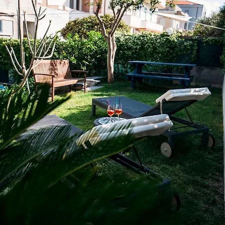 House By The Sea Sicilia *