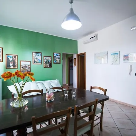 House By The Sea Sicilia * Capo d'Orlando